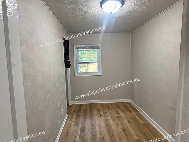 260 Van Buren St — Photo 16