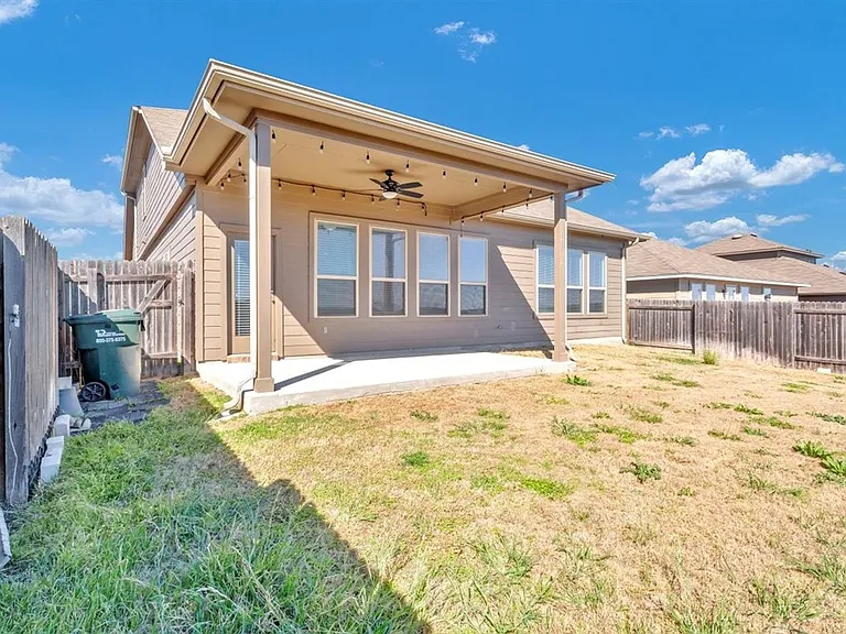 131 Desert Rose Dr — Photo 22