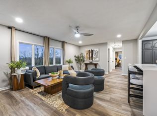 (Undisclosed Address), Oswego, IL 60543