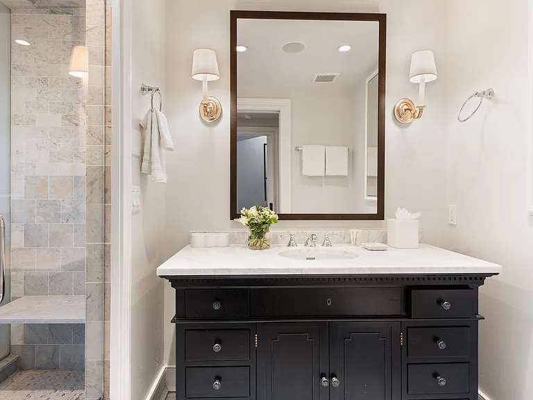 809 S Aspen St #13 — Photo 7