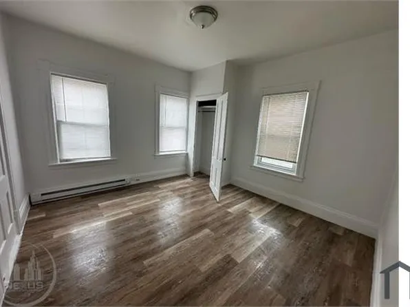 73 E Central St #2, Worcester, MA 01605
