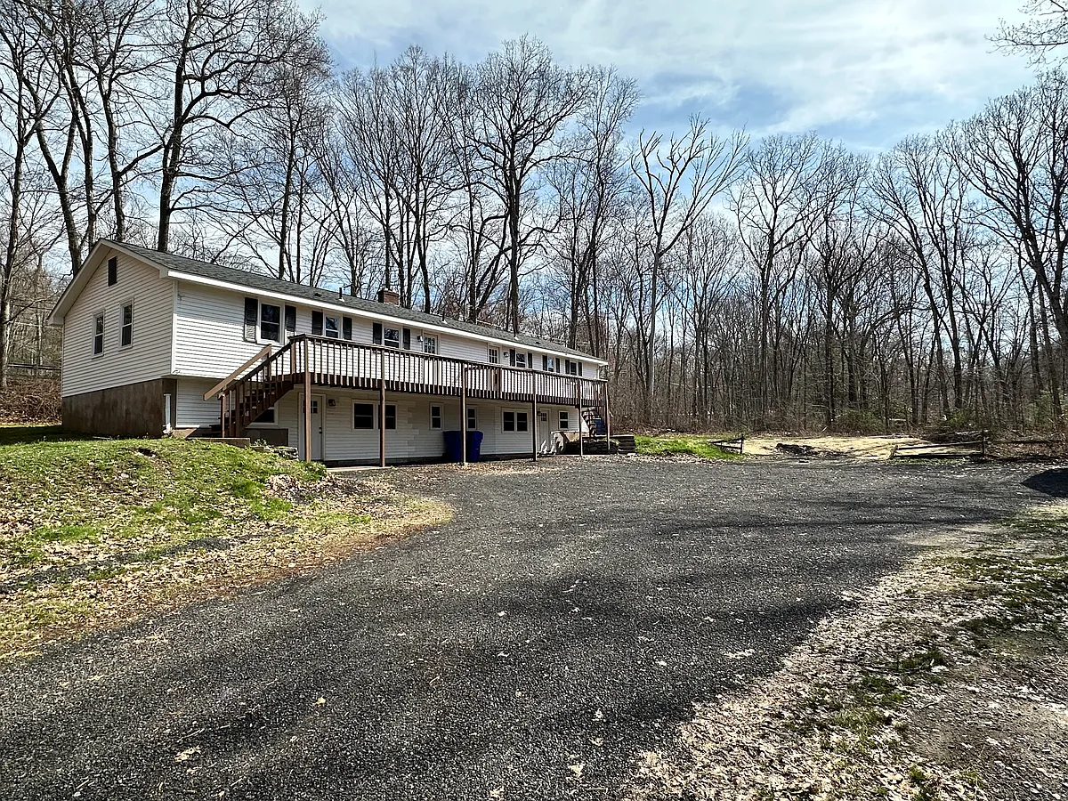 Building Photo - 131 Campmeeting Rd #A