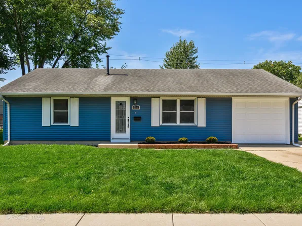 750 Farragut Ave, Romeoville, IL 60446