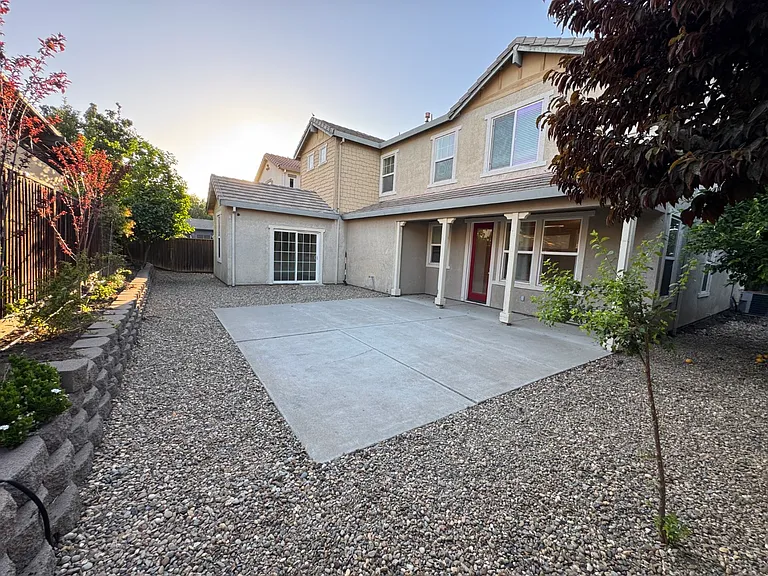 2912 Safford Ave — Photo 26