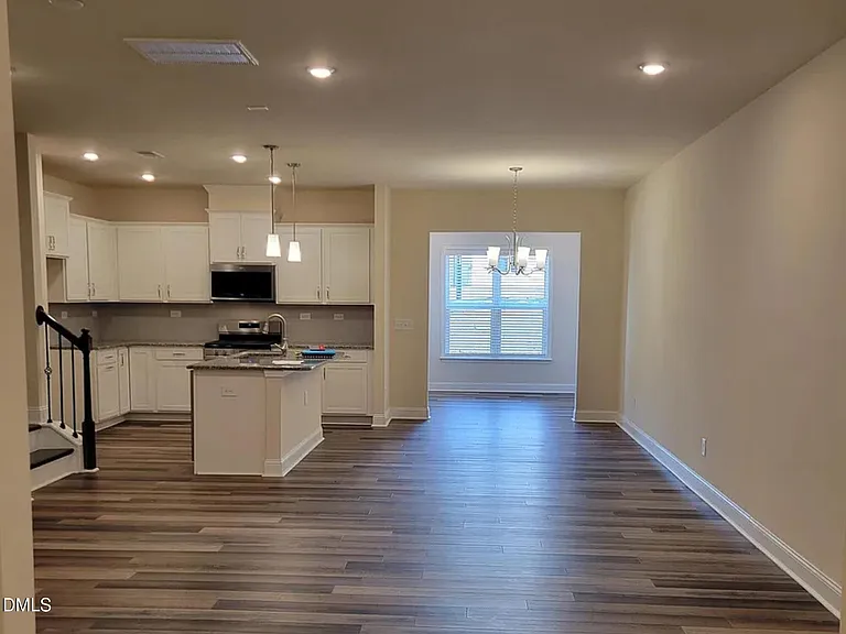 1178 Citadel Ave — Photo 2