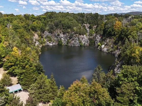 65 Buckwheat Road, Franklin Boro, NJ 07416