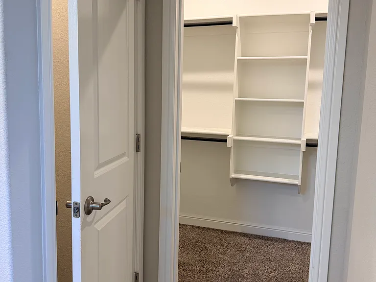 1132 Kirkham Way — Photo 15