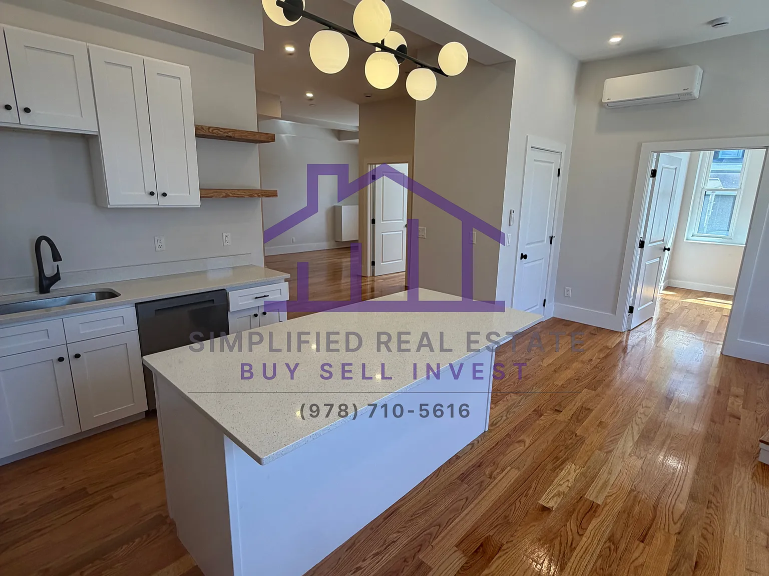 2 bed, 900 sqft, $2,100 — Photo 3