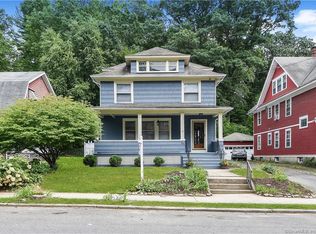 34 Judson Pl, Ansonia, CT 06401