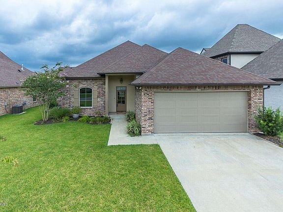 2nd image of 125 Autumnbrook Dr