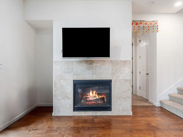 33839 Farmhouse St — Photo 8