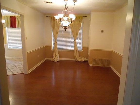 5th image of 505 Wedgewood Dr