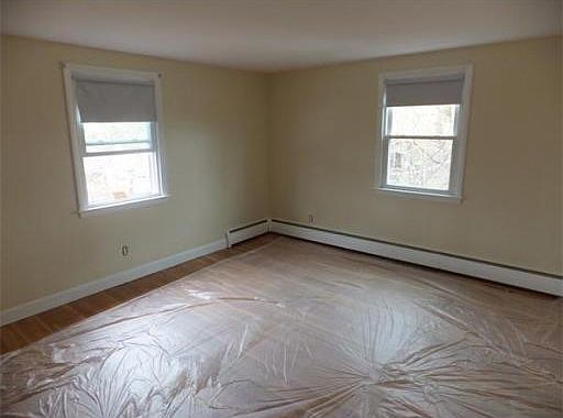 2nd image of 152 Utica St APT 3