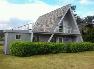 18 Diamond Dr, Pacific Beach, WA 98571