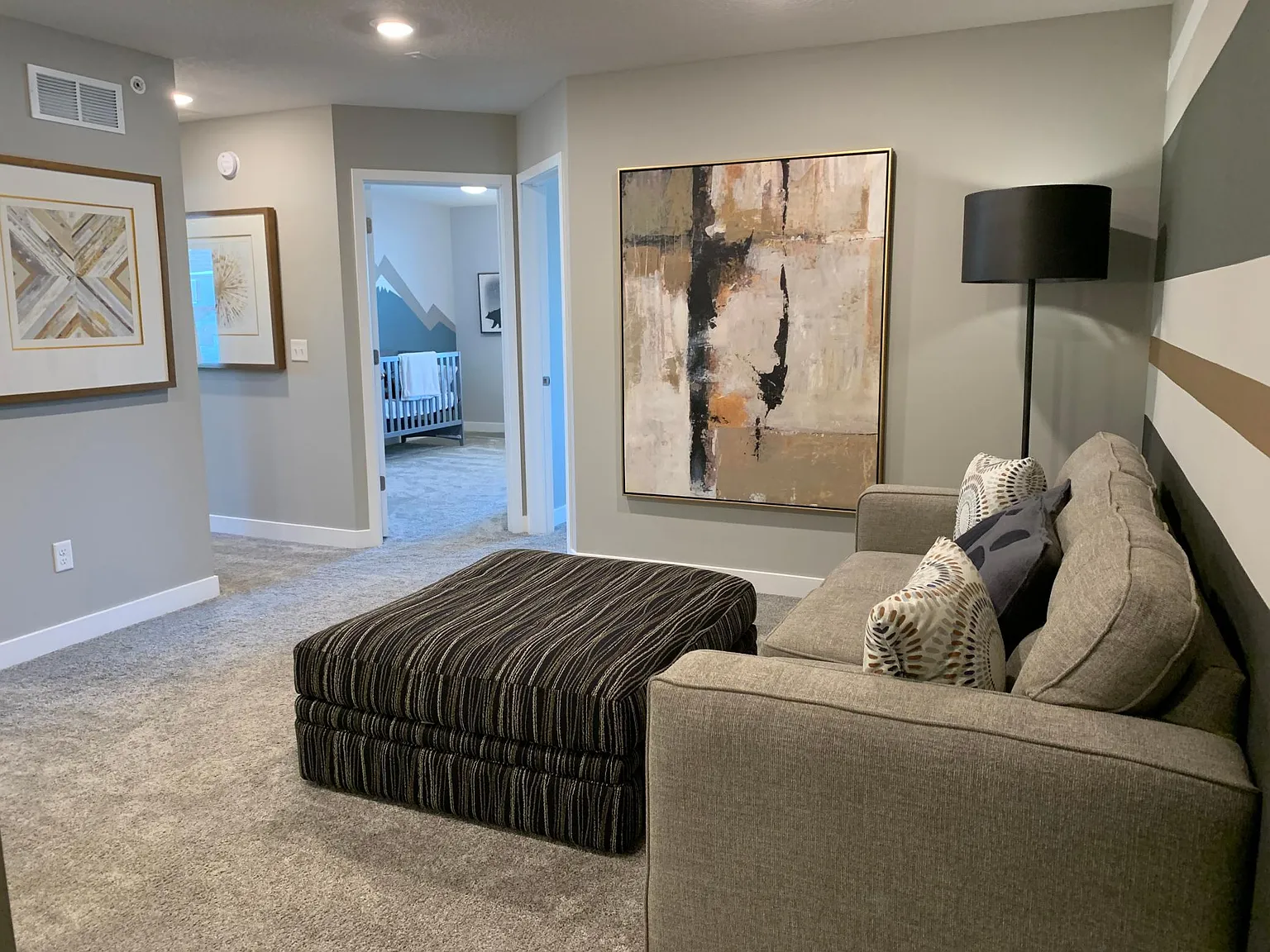 3 bed, 3.0 bath, 1814 sqft, $2,450 — Photo 3