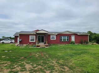 10716 212th Rd, Winfield, KS 67156