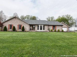 2206 Surrey Rd, Jeffersonville, IN 47130