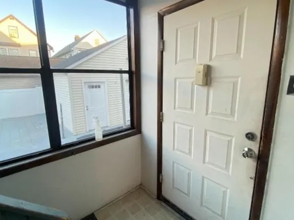 1031 Kilsyth Rd #1R, Elizabeth, NJ 07208