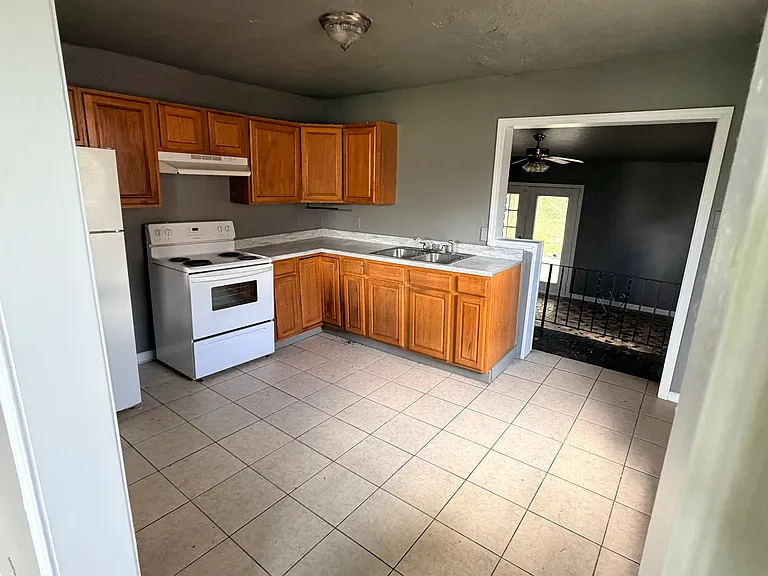 10714 Curran Rd — Photo 12