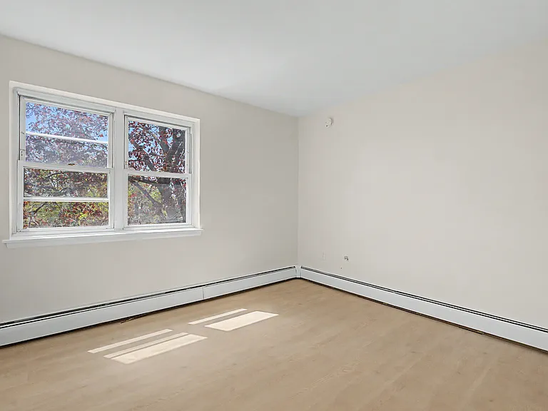 21-2C Spring St #C2 — Photo 15