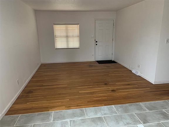 3rd image of 9707 Miriam Blvd