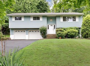 5 Fairfield Terrace, West Nyack, NY 10994