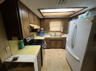 109 N Cimarron Dr, Enid, OK 73703