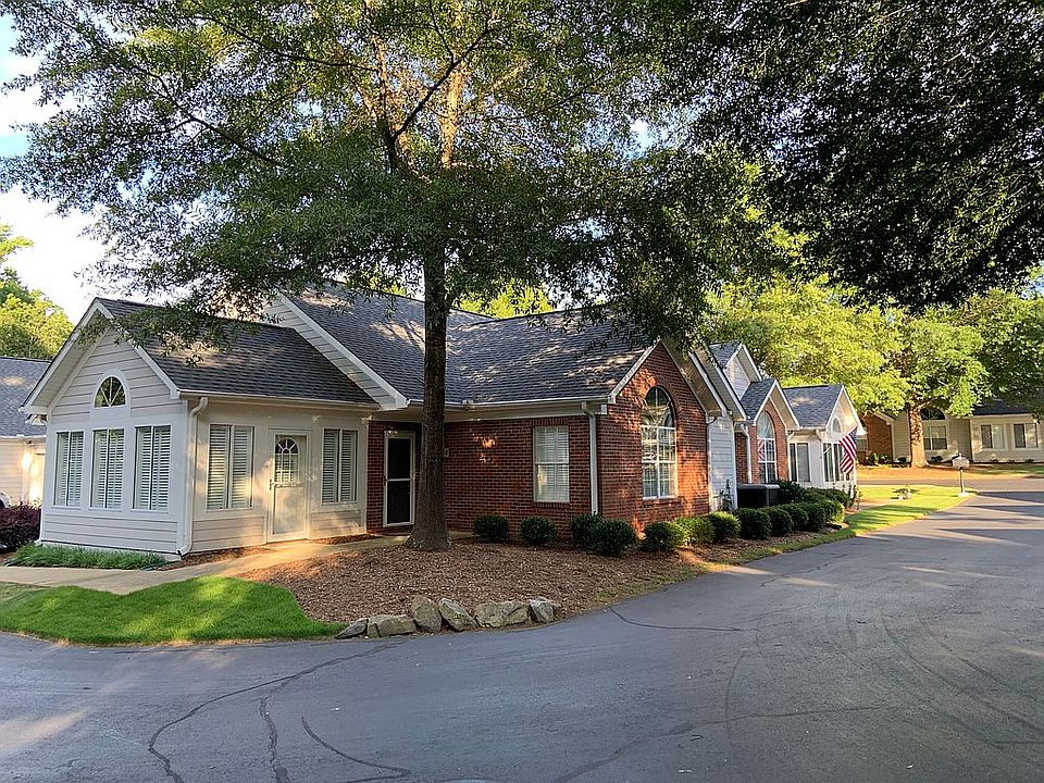 1st image of 1303 Heritage Club Dr