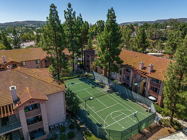 12071 Alta Carmel Ct #102 — Photo 4