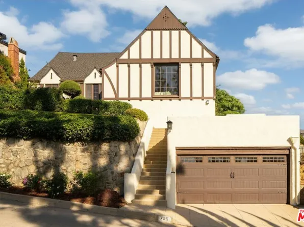 755 Luton Dr, Glendale, CA 91206