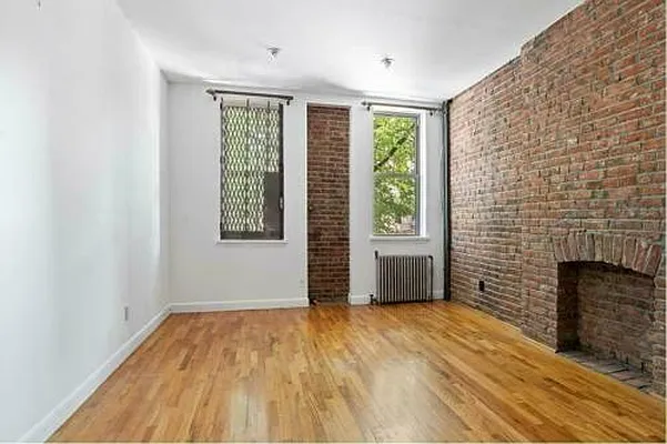 Rented by Douglas Elliman | media 11