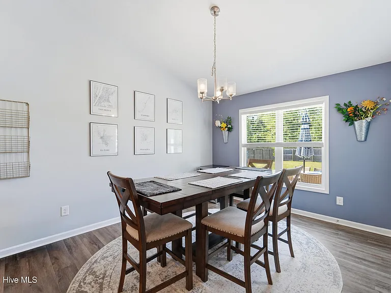 292 Independence Blvd — Photo 14