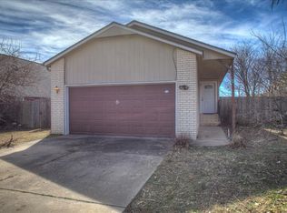 1712 W 57th Pl, Tulsa, OK 74107
