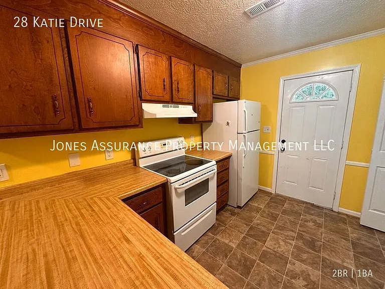 28 Katie Dr — Photo 7