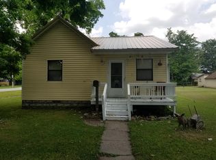 328 N Indiana Ave, Columbus, KS 66725