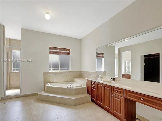 6502 SW 162nd Ct — Photo 4