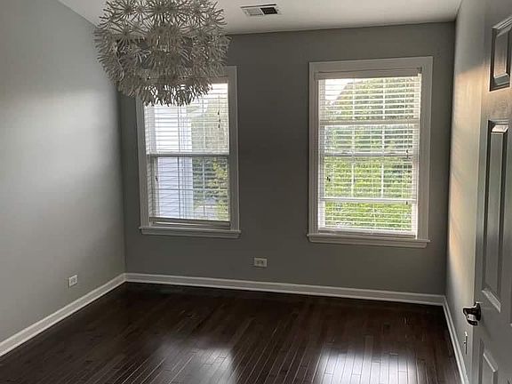 4th image of 1504 Thornfield Ln #4