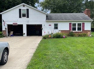 1180 Helena St, Owosso, MI 48867