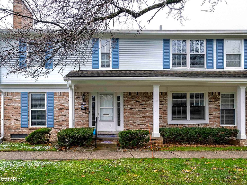 1st image of 42229 Pellston Dr