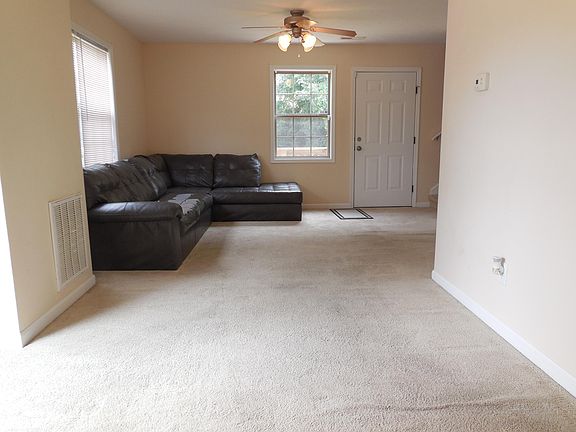 2nd image of 516D Pilgrim Ct #516