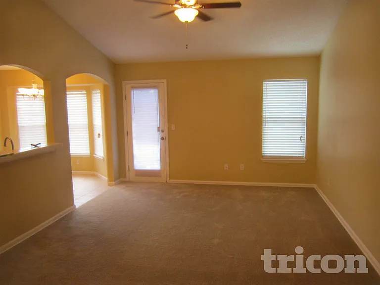 3470 Citation Dr — Photo 10
