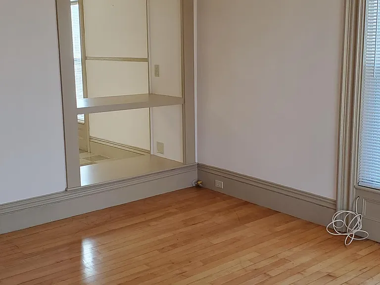 298 Granite St #2F — Photo 8