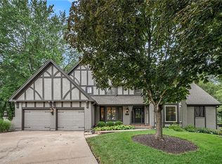 10720 W 108th Ter, Overland Park, KS 66210
