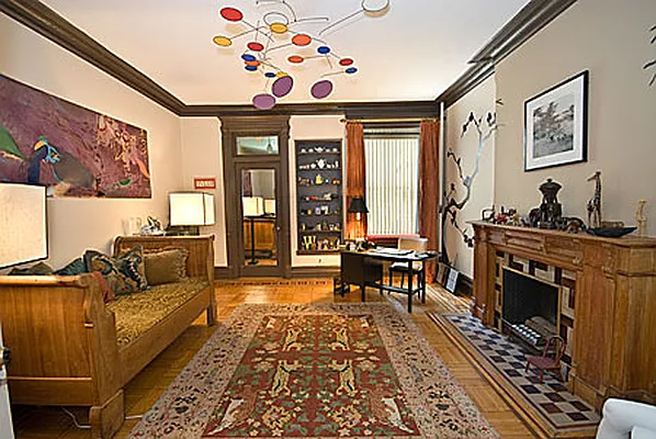 Sold by Leslie J. Garfield | media 6