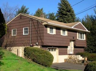 44 Lois St, Norwalk, CT 06851