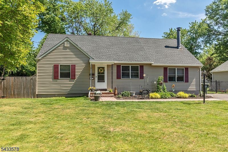 1st image of 1 Edgar Ave