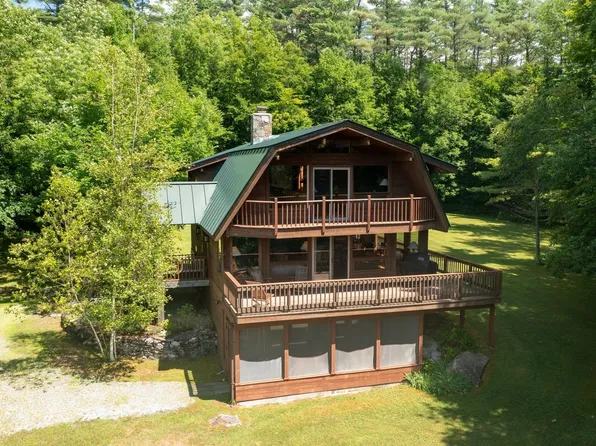 287 Maggies Run Road, Sunderland, VT 05250