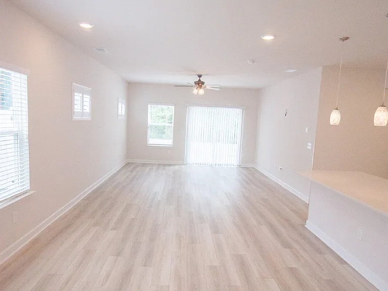 4244 Falls Oaks St — Photo 5