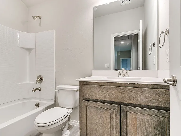 9601 Squire Ln — Photo 14