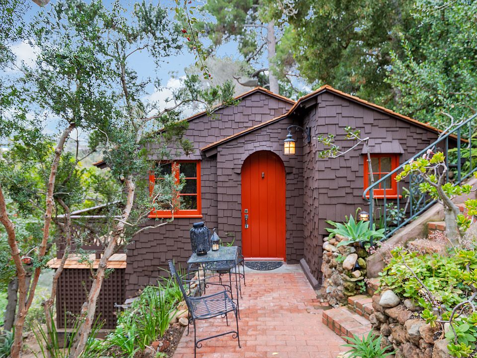 1st image of 4476 1/2 Hortensia St
